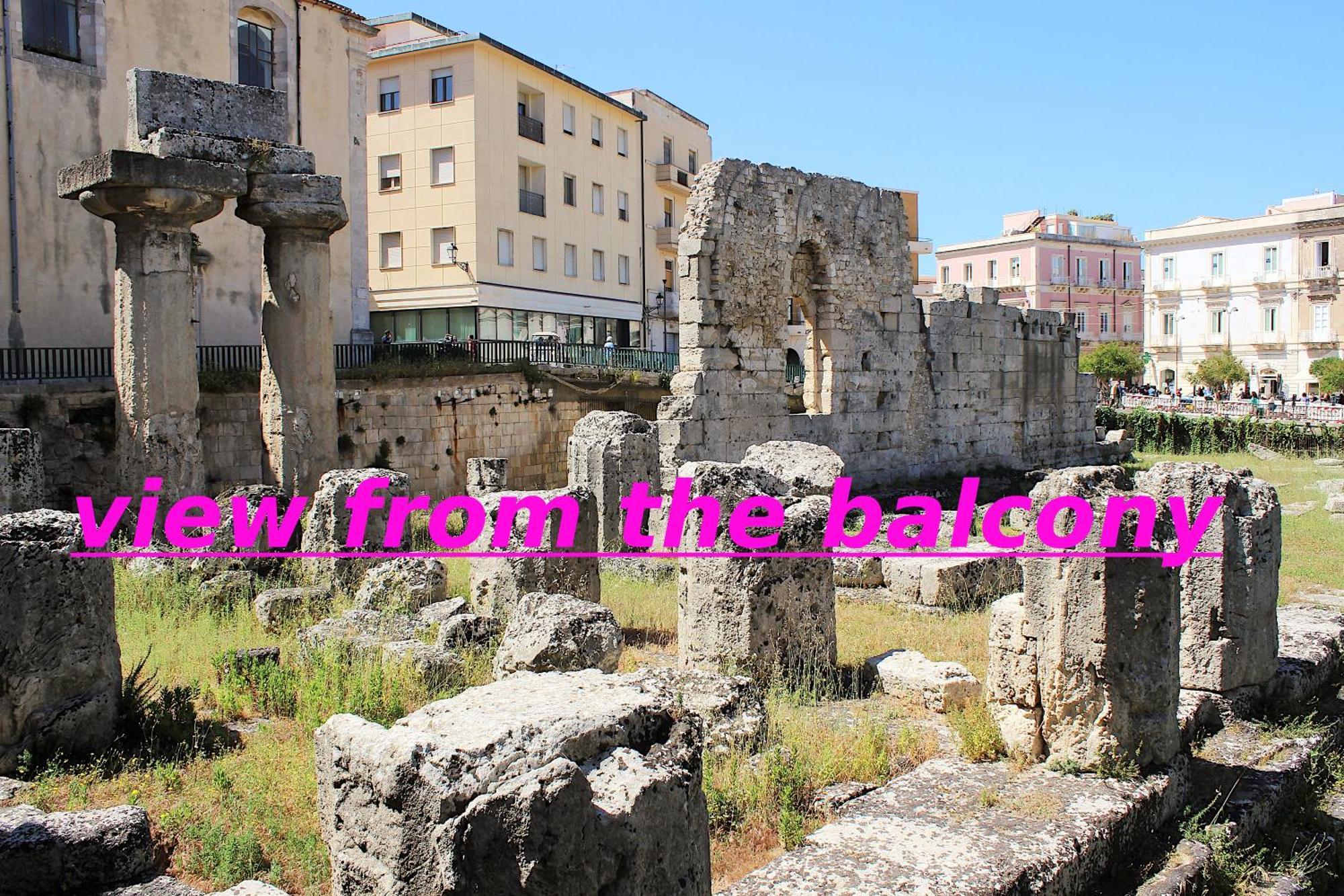 Apollonion Hh Above Apollo'S Temple Ortygia Syracuse Exterior foto