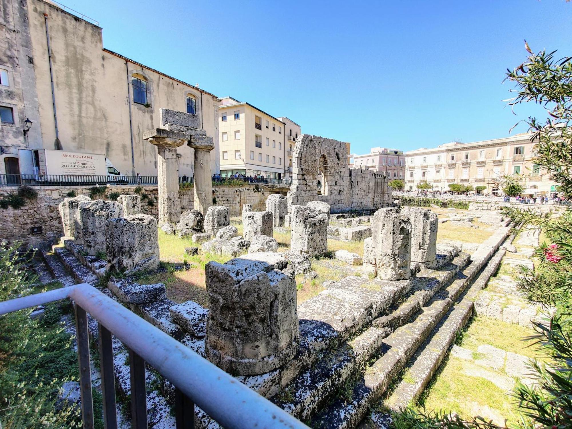 Apollonion Hh Above Apollo'S Temple Ortygia Syracuse Quarto foto